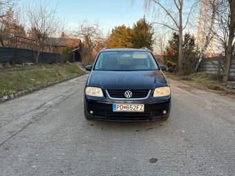 Volkswagen Touran Van 2.0 TDI Highline - 2