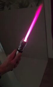 Kuchinský laserový zapalovač s červeným plameňom - 2