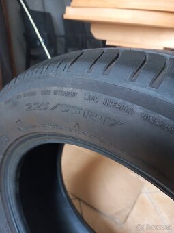 Predam pneu 225/55/R17 101 W - 2