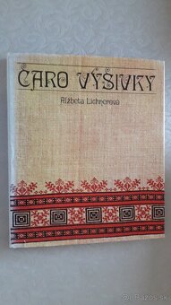 knihy o pletení, háčkovaní, šití, vyšívaní - 2