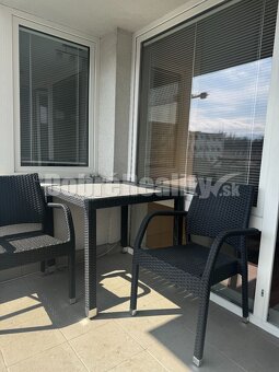 Prenájom Kompletne zariadený 2 - izbový byt s loggiou a par - 2