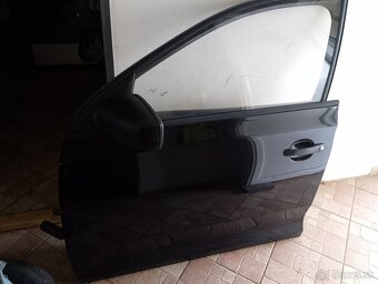 Vodicove dvere Škoda Rapid - 2