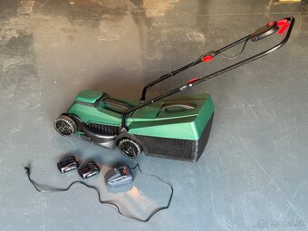 Kosačka bosch Easy mower, 2x akumulátor, nabíjačka - 2