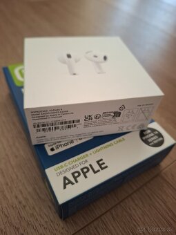 AirPods 4 sluchadla apple - 2