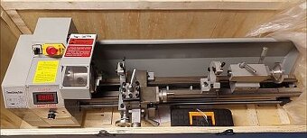 Sústruh na kov s aut.posuvom 1,1kW-(230V) stredova 750mm - 2