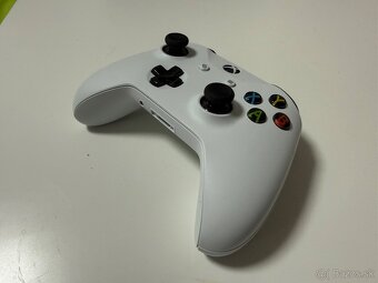 predám gamepad pre XBOX ONE (ONE S, ONE X) - 2