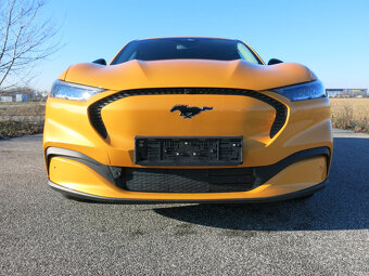 Ford Mustang Mach-E 75,7kWh RWD STD 269PS - DPH - 2