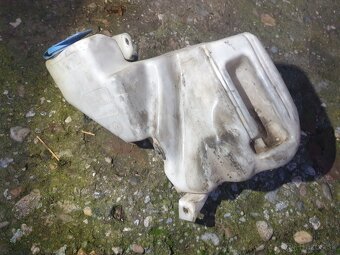 Predam nadržku obstrekovačov Audi A6 - 2