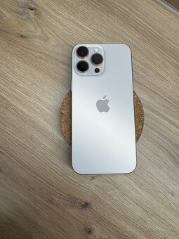 iPhone 16 Pro Max 256 GB pústny titán - 2