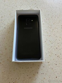 Predám Samsung A8 2018 veľmi zachovalý,ako nový - 2