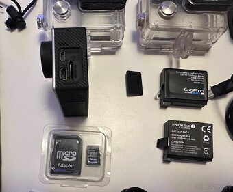 GoPro Hero 4 s prislušenstvom - 2