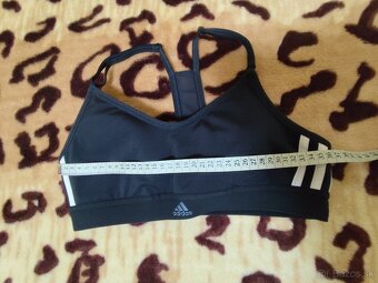 Športová podprsenka Adidas, veľ. M, stav ako na fotke. Max š - 2