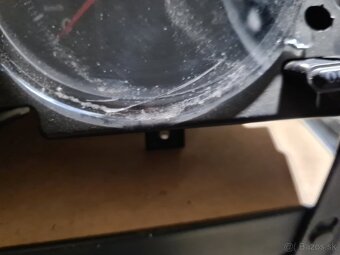 Tlačidlá a ine diely interiéru na VW Passat b6 - 2