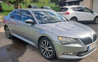 Skoda Superb 2.0tdi 110kw sedan - 2