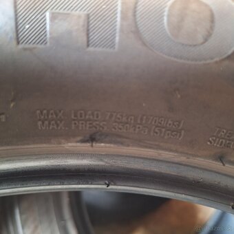 225x60r17 - 2