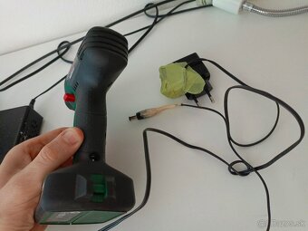 Aku skrutkovač Bosch 12V - 2