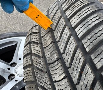 Original Mercedes-Benz sada kolies E-Class (A213) 245/45 R18 - 2