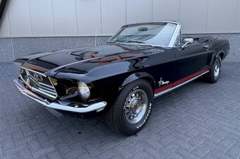 Ford Mustang Convertible z roku 1968 - 2