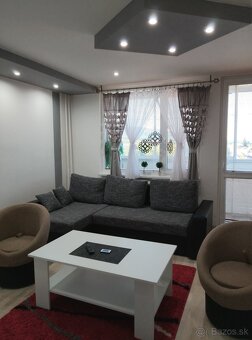 Predám 3 izbový byt v sečovciach v centre mesta - 2