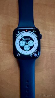 Predám Apple Watch 7 45mm čiernej farby - 2