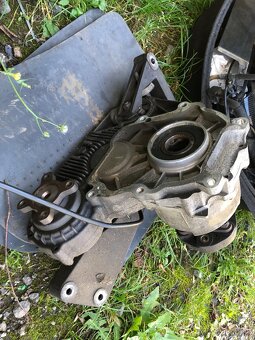 Predam rozvodovku  z BMW E46 330xd 150kw - 2