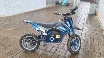 Hecht elektricka detska motorka - 2