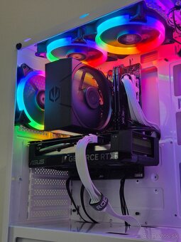 Herný PC RTX 4060 / top stav - 2