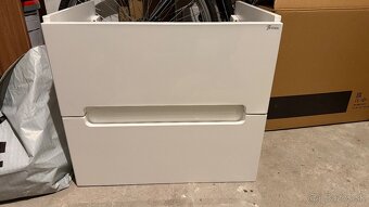 Skrinka s umyvadlom - 2