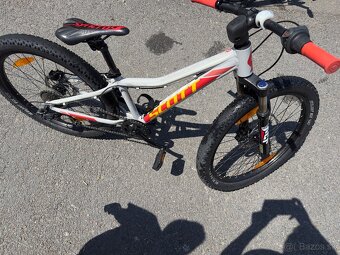 Scott scale plus 24 - 2