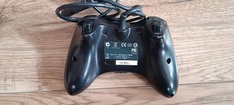 Ovladac na xbox360 - 2
