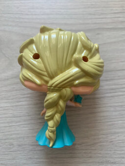 Elza / Elsa - Ladove kralovstvo / Frozen - 2