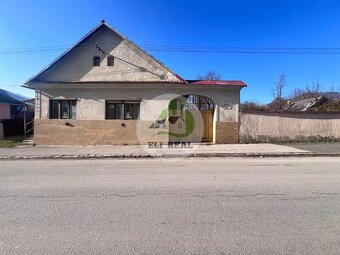 Na predaj rodinný dom s veľkou záhradou - Revúca / centrum D - 2