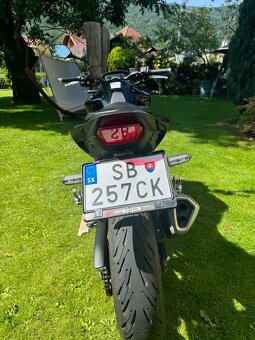 HORNET 750 2023 - 2