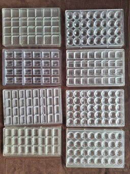 Polykarbonátové formy na pralinky/čokoládu - 2