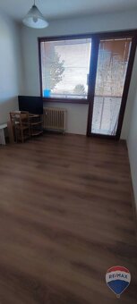 Na predaj 2-izobvý byt/ REZERVOVANÉ - 2