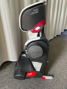 Autosedacka Britax Romer KIDFIX XP 15-36 kg - 2