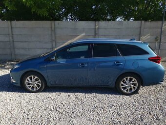 Toyota Auris hybrid combi - 2