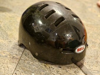 Cyklistická prilba BELL - 2