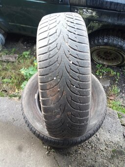 Predám 4ks zimné pneu Nokian 185/65R15 - 2