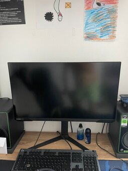 Lenovo Legion T5-26AMR5 / Samsung Odyssey G7 28" - 2