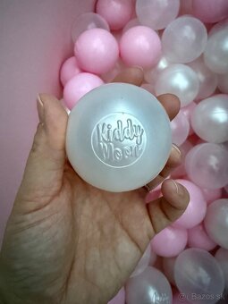 Guličky do bazéna - 2