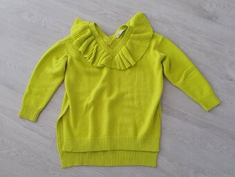 Sveter s volánmi Zara v.L - 2