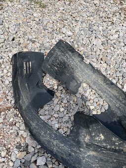 Fiesta predne podblatniky - 2