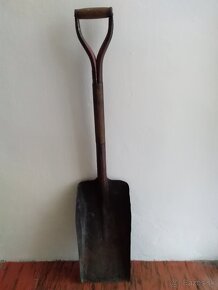Predám starožitnú lopatu na uhlie. - 2