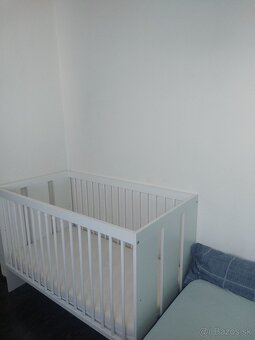 Detská biela postieľka 120x60 s matracom - 2
