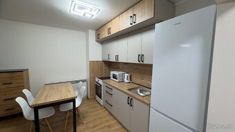 Rezervované  Na predaj 2 izbový byt vo vysokom štandarde - 2