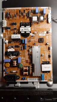 Samsug UE39F5000, na ND - 2