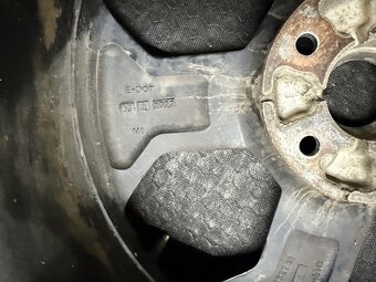 KUPIM 1 KS DISK KIA R18 52910-AT100 - 2