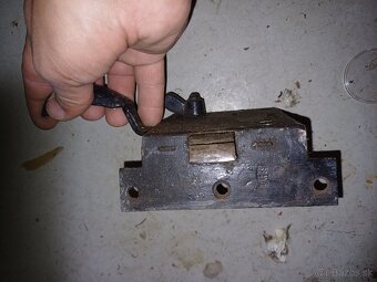 Predám zámok dverí praga rn, rnd - 2