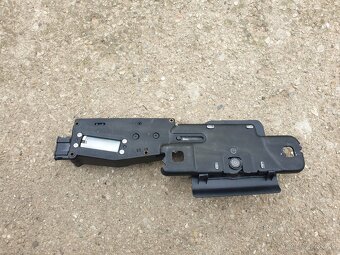 Predam original zamok kufra Octavua 3 Superb - 2